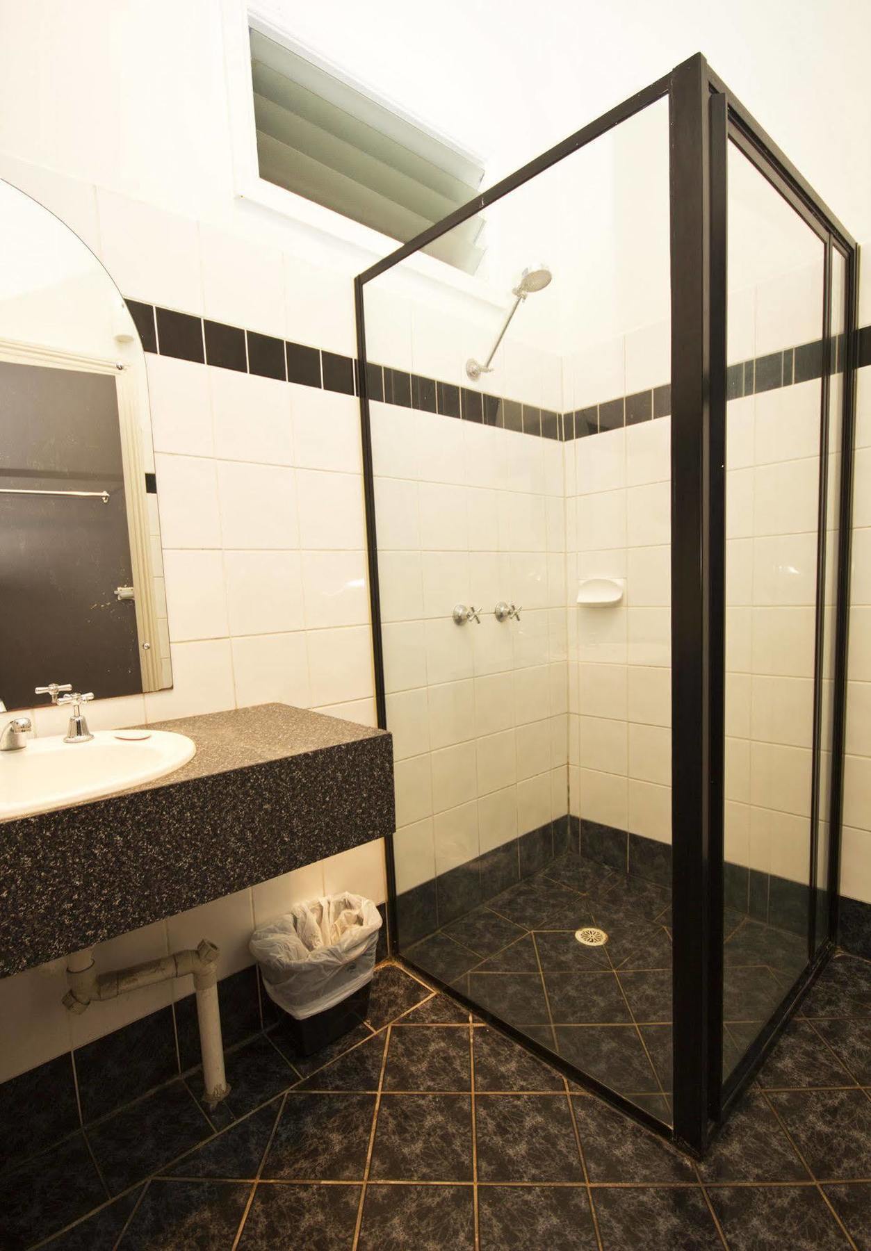 Peden'S Hotel 세스녹 외부 사진